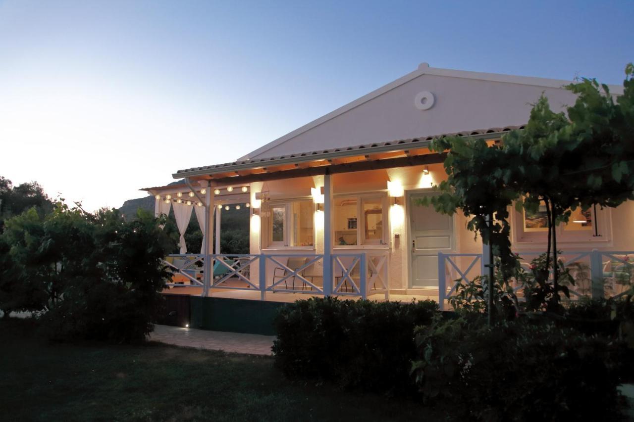 Blue Sky Cottage, Kanouli Beach Halikounas Esterno foto