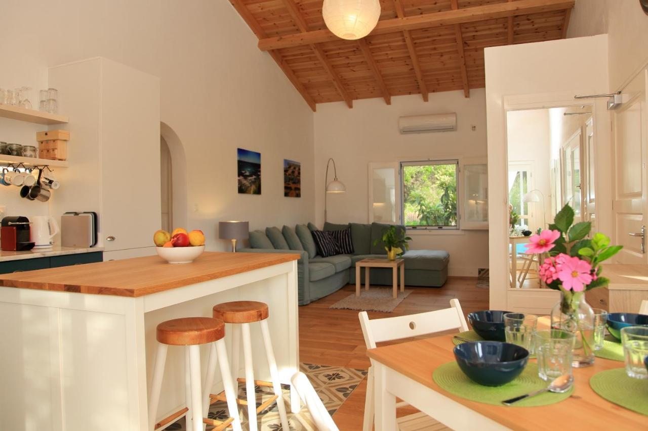Blue Sky Cottage, Kanouli Beach Halikounas Esterno foto